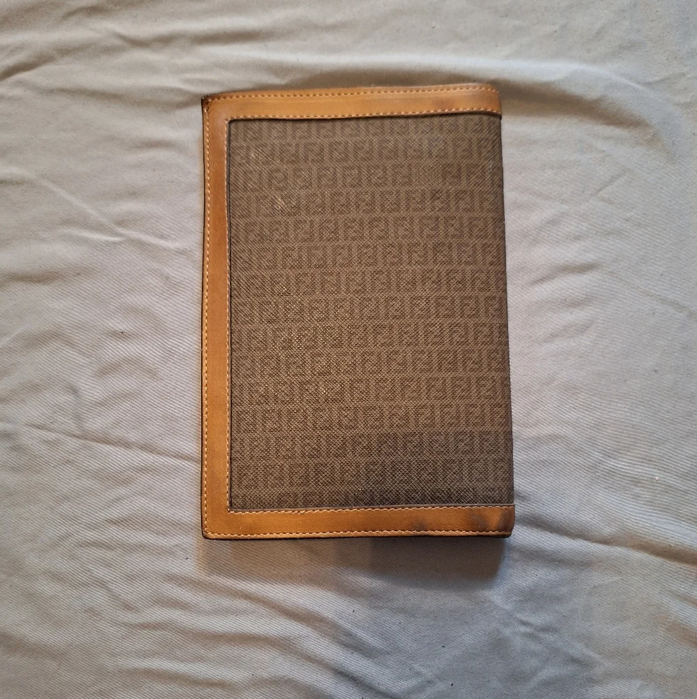 Vintage Fendi Zucca Wallet